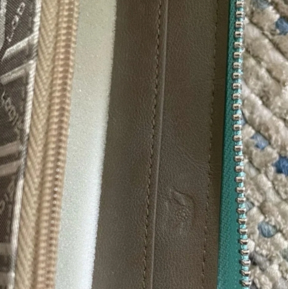 LODIS RFID Teal Green Leather New Wristlet Silver Zip Hardware - Picture 11 of 13